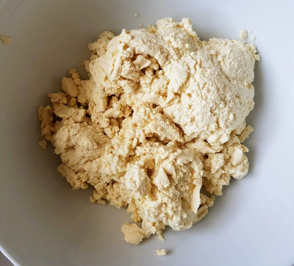 גבינה טבעונית ביתית מחלב סויה